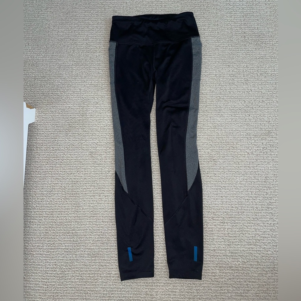 Black and gray leggings